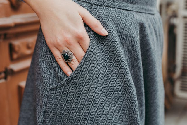 bague ornée